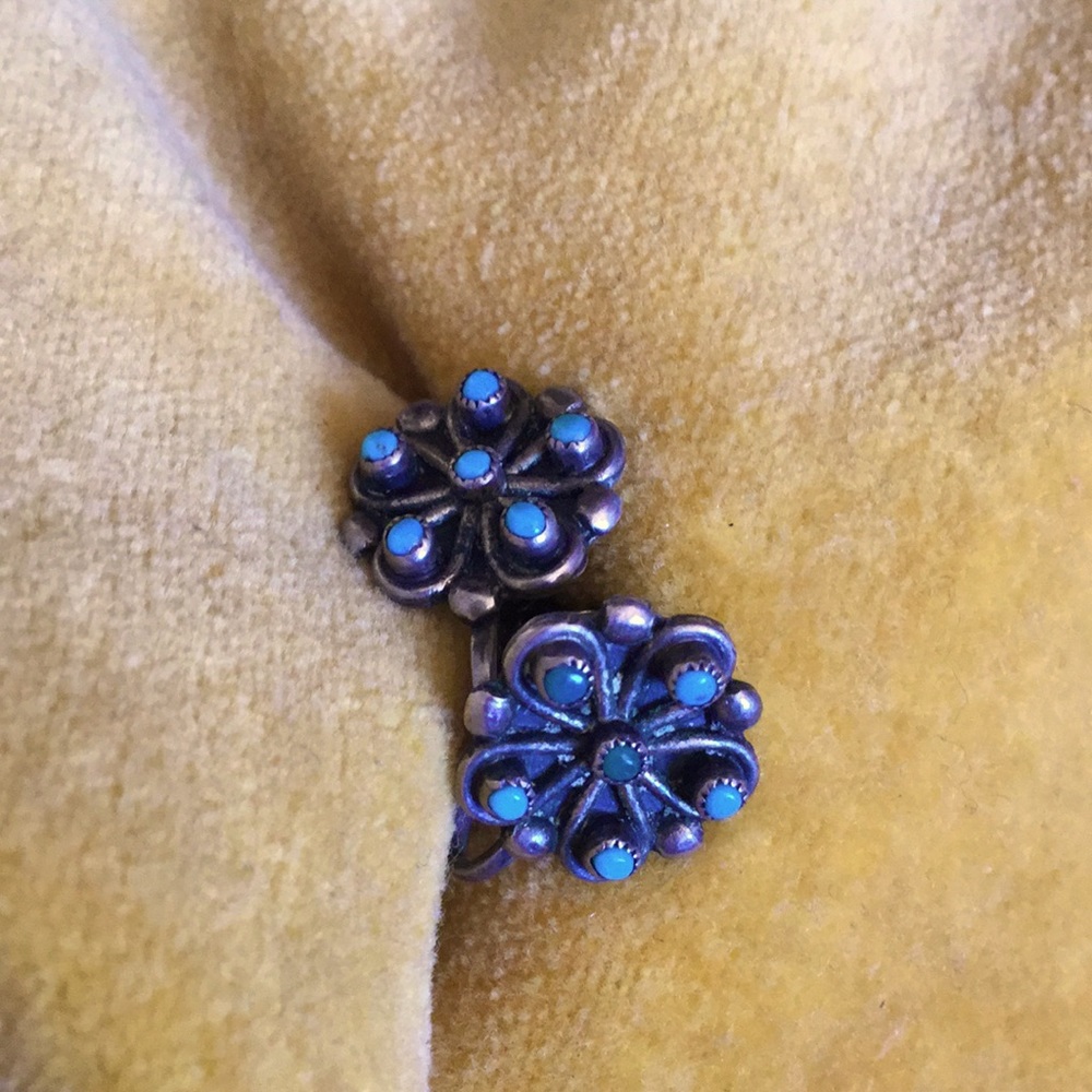Vintage Turquoise sterling silver southwestern flower boho screwback earring